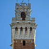 Foto: Particolare - Torre del Mangia - sec. XIV (Siena) - 3