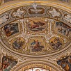 Foto: Particolare del Soffitto Affrescato della Cappella di San Francesco D Assisi e Santa Giacinta Maresc - Basilica di San Lorenzo in Lucina - sec.XI (Roma) - 22
